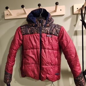 Patagonia Kids Quilted Jacket - Berry with Navy Pattern